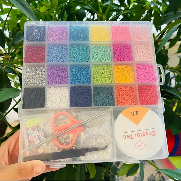 Brand New 17000pcs Seed Beads Jewelry Making Kit For Adult, Kids 8+ Years Old - Picture 3 of 8